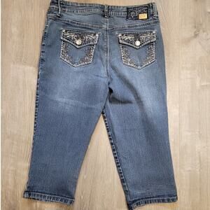 Y2K Capri Jeans Rhinestone Embroidered Flap Pocket Denim Crop Mallcore 6